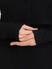 Черный женский костюм