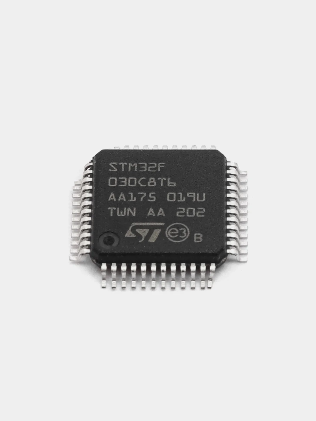 Микроконтроллер STM32F030C8T6 LQFP-48