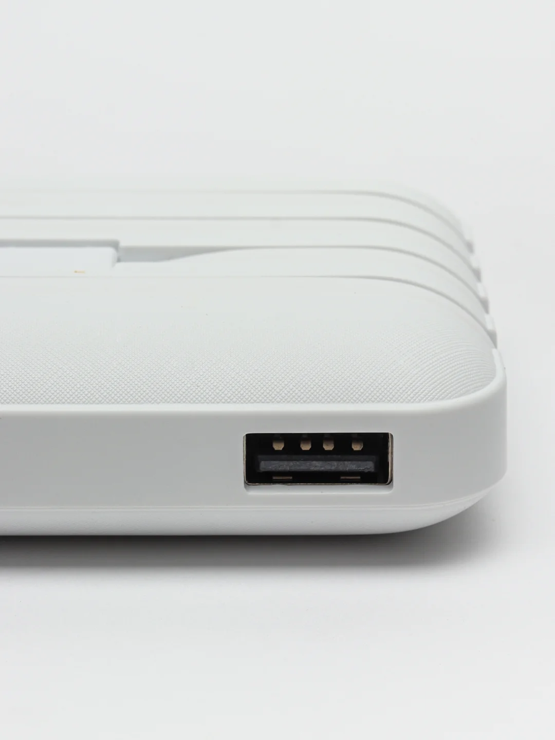 Белый внешний аккумулятор Повербанк / Power Bank / PowerBank, 20000 mAh