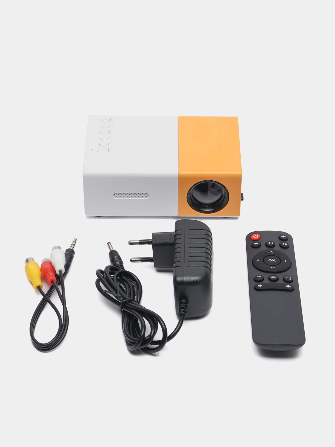 Мини проектор Unic YG-300