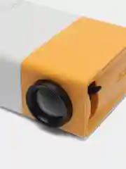 Мини проектор Unic YG-300