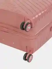 Розовый ударопрочный чемодан из полиприпилена