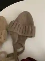 Приглушённый хаки женская теплая шапка ушанка вязаная