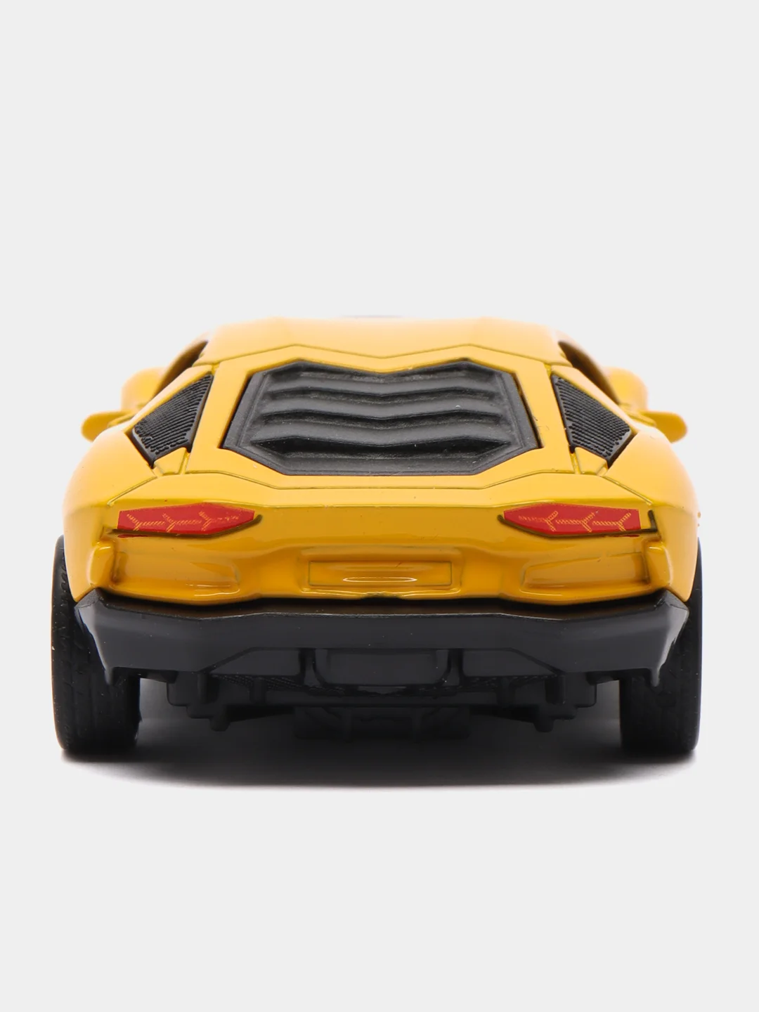 Белый металлическая коллекционная машинка Lamborghini Аventador