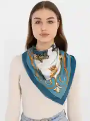 Темно-синий платок женский