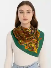 Лесной зеленый платок женский