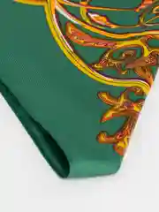 Лесной зеленый платок женский