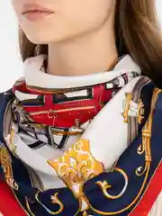 Коричневый платок женский