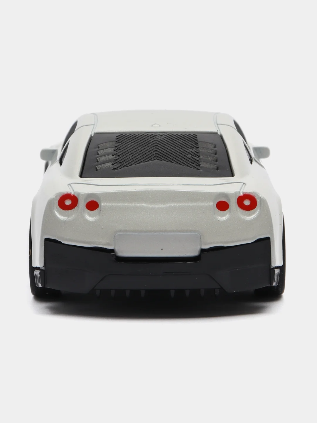 Белый металлическая коллекционная машинка Nissan GT-R