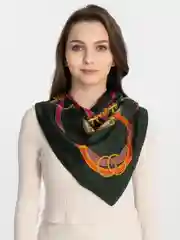 Черный платок шелковый