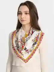 Кремовый платок шелковый