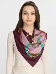 Розовый платок шелковый