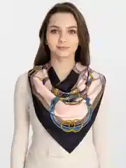 Бежевый платок шелковый