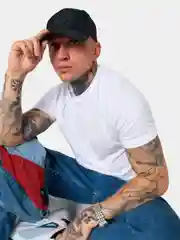 Белый футболка мужская, с принтом