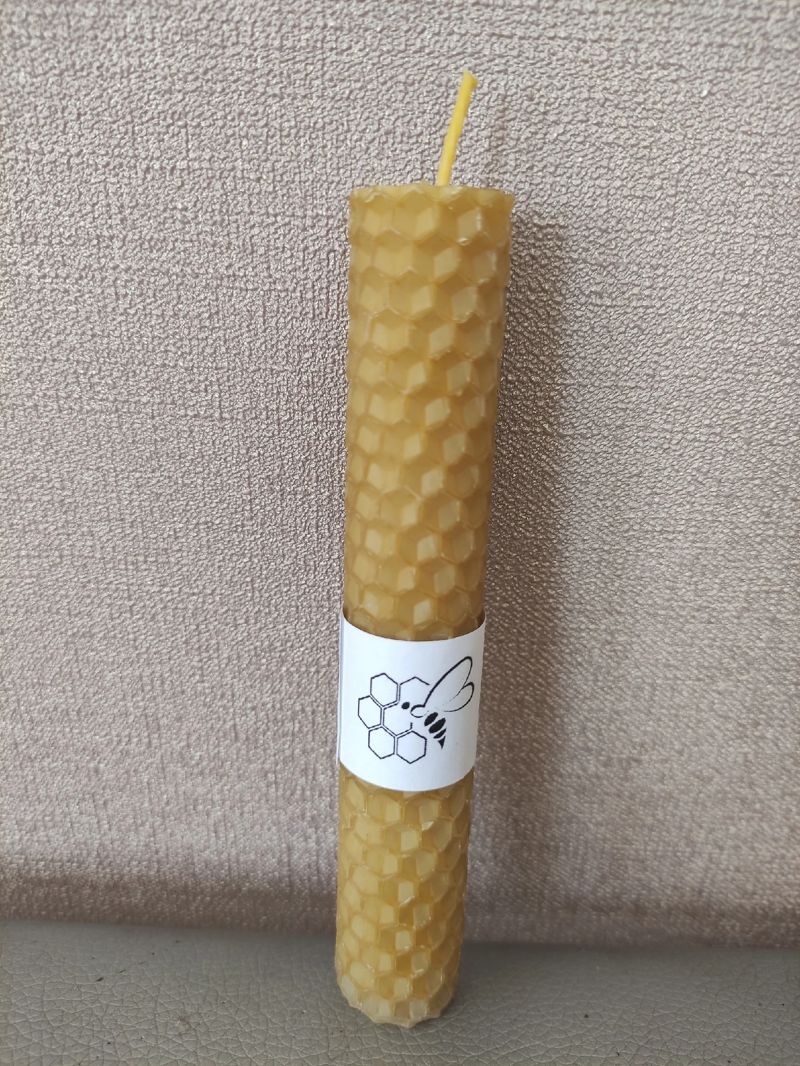 Свеча из вощины