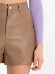 Бежевый кожаные шорты