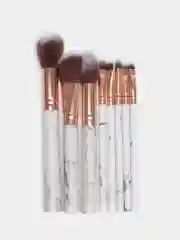 Белый кисти для макияжа