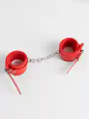 Красный мягкие наручники с мехом для БДСМ