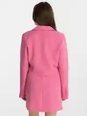 Розовый женский классический костюм