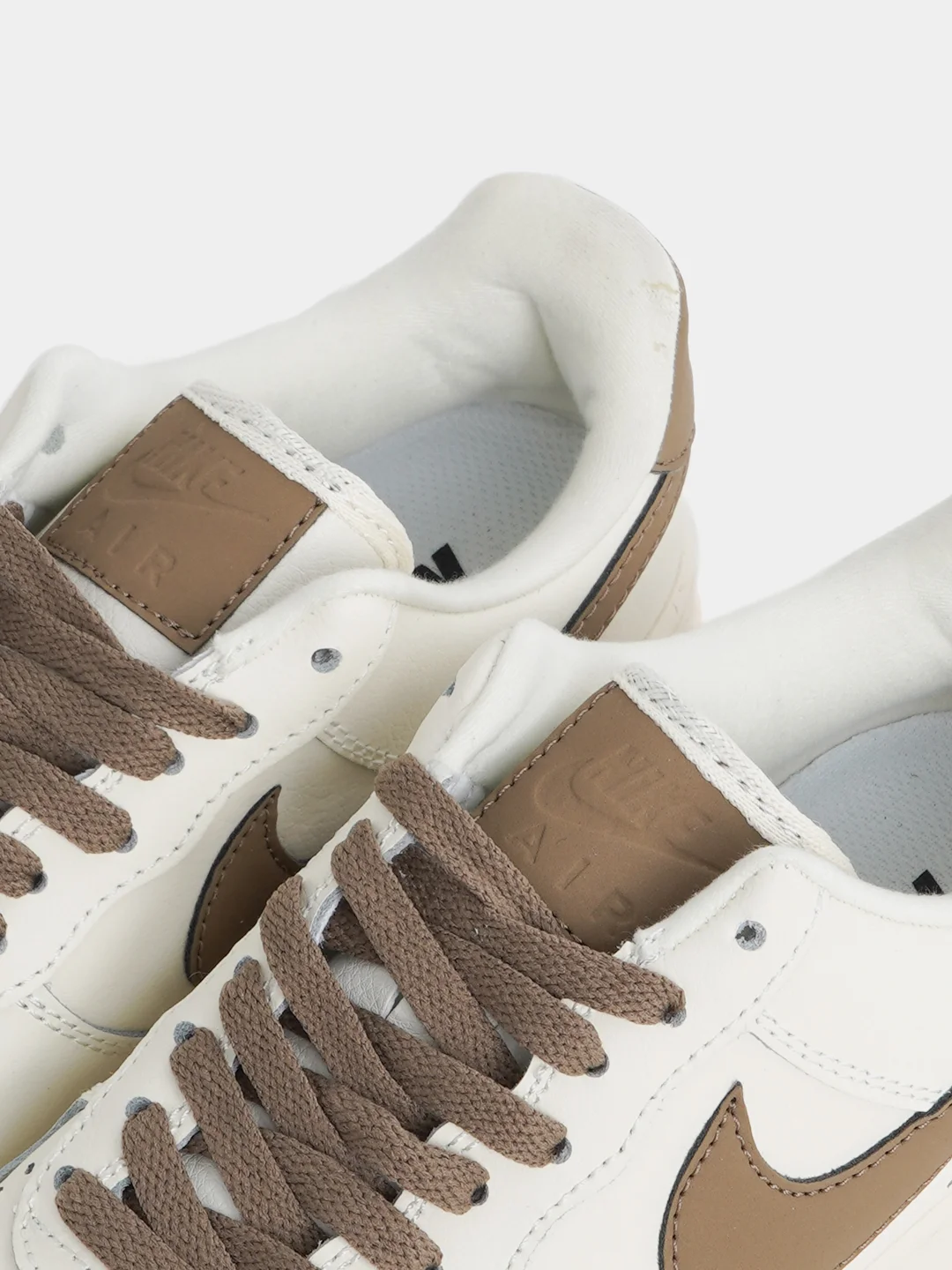 Бежевый кроссовки женские с логотипом Nike Air Force 1 low