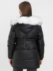 Черный пуховик женский, укороченный