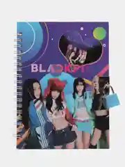 Бежевый блокнот k-pop Black Pink на спирали с замком, несколько видов