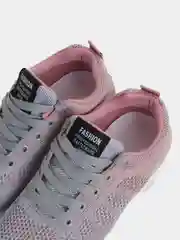 Розовый кроссовки женские спортивные