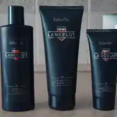 Зелёный хаки подарок для мужчин. Набор Уходовой серии Lancelot для/и после бритья, шампунь-гель 2в1