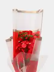 Красный подарочный набор для девушки с розами из мыла
