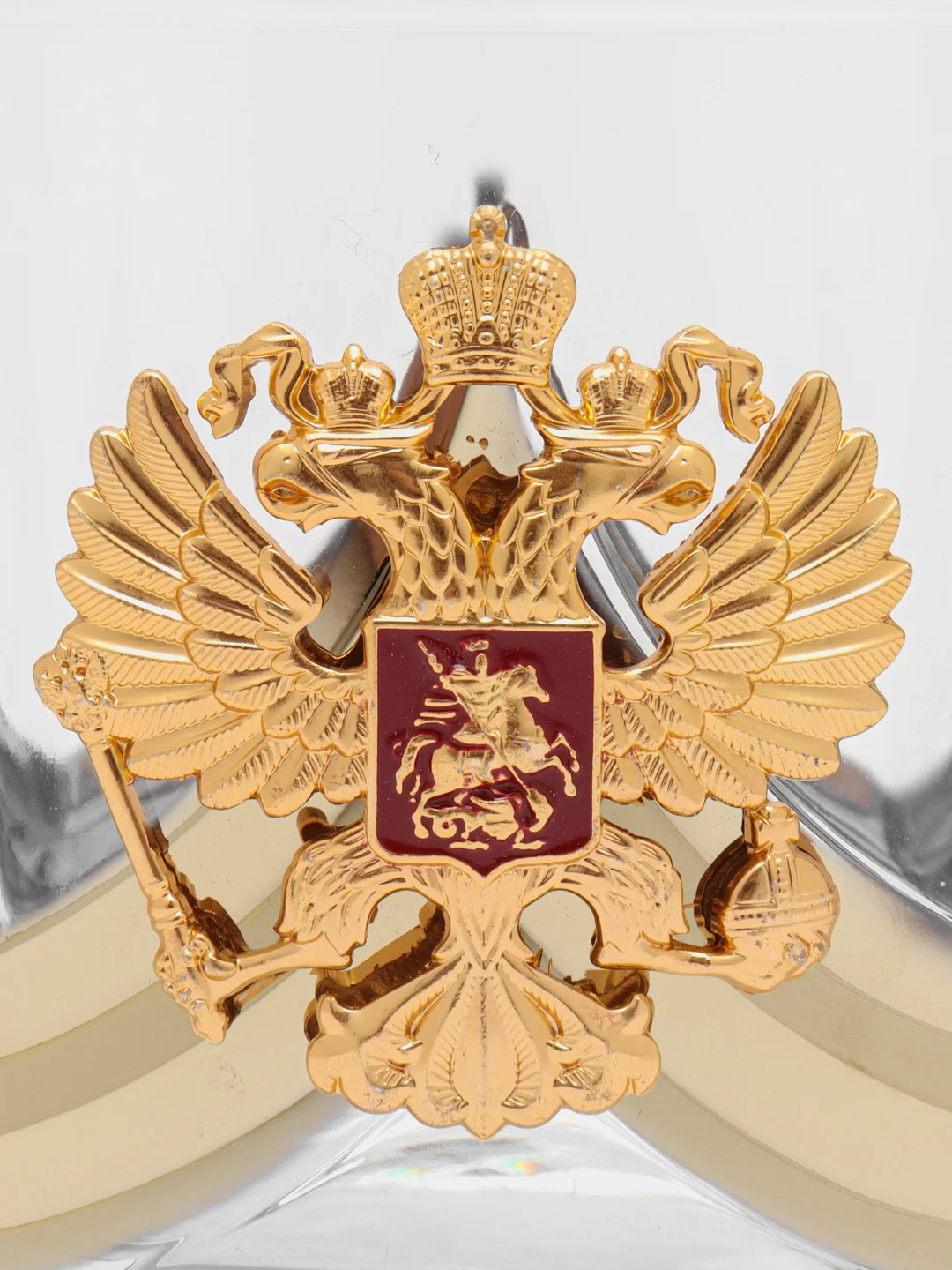 Золотой стакан с гербом России для виски