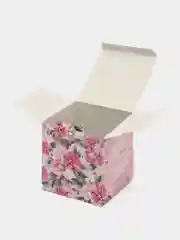 Зеленый подарочная коробка с заметным принтом