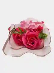 Розовый подарочный набор для девушки с розами из мыла