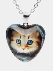 Карамельный кулон - подвеска сердце "Котики" на цепочке