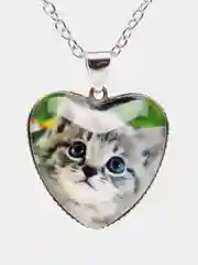 Серый кулон - подвеска сердце "Котики" на цепочке