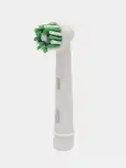 4 насадки для электрической зубной щетки Oral-B CrossAction CleanMaximiser