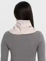 Бежевый манишка из велюра