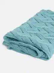 Белый ажурный палантин