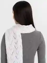 Белый ажурный палантин