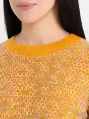 Желтый свитер женский укороченный теплый