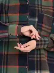 Зеленый рубашка  женская