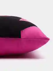 Розовый подушка декоративная MEOW SPIDER 35х35