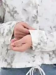 Белый рубашка женская, вельвет