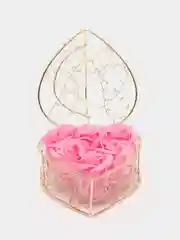 Розовый мыльные розы в подарочной шкатулке/ Подарочный набор/Мыльные цветы в упаковке "Сердце"