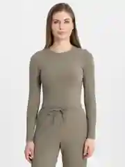 Оливковый костюм женский лапша брюки клеш и лонгслив