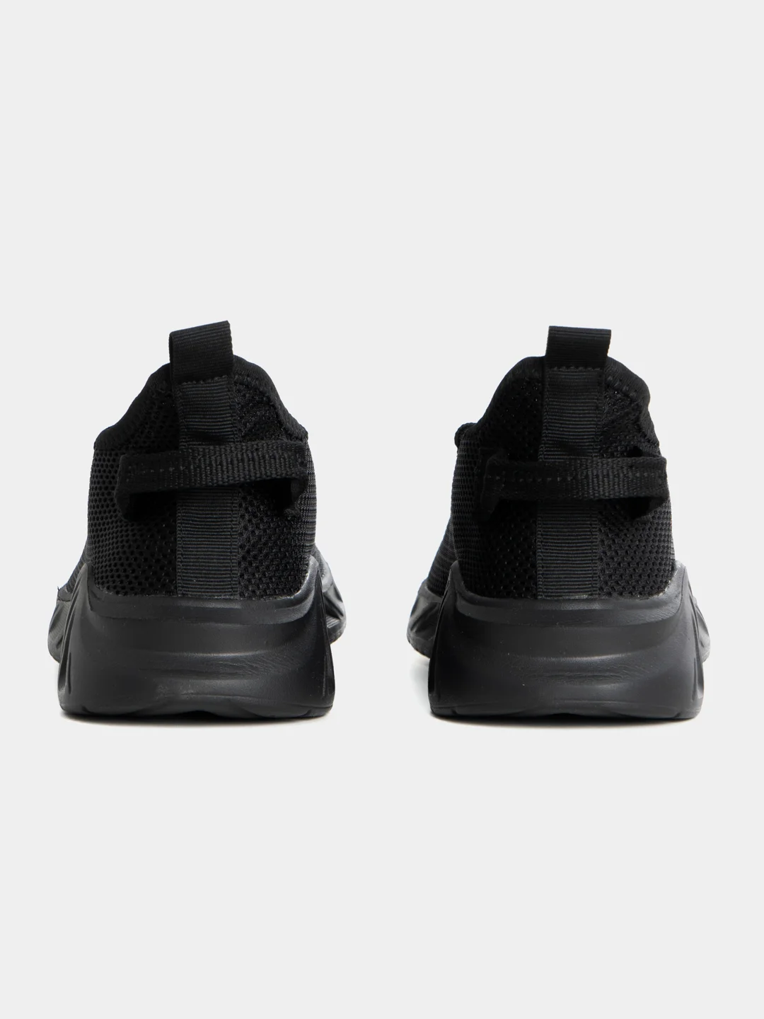 Черный кроссовки спортивные Yeezy Boost