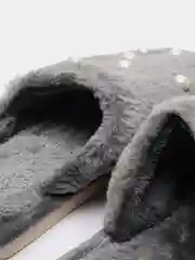 Серый тапки женкие