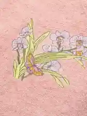 Пастельно-коралловый полотенце - банное в подарочной коробке .Размер полотенца -70/140.Состав ткани - МАХРА