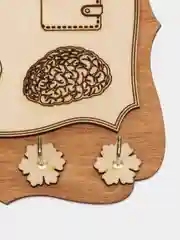 Бежевый ключница настенная деревянная