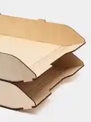 Бежевый лоток для хранения бумаг