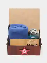 Синий подарочный набор для мужчины: автомобильная салфетка и ароматизатор в деревянной коробке